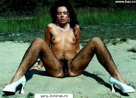 take a look of this :-o femeie????